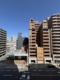 �Z�˂���̒��]�ʐ^�@-