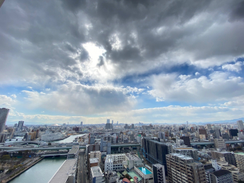 住戸からの眺望写真　◆西側の眺望です。大阪ドームが綺麗に見えております。