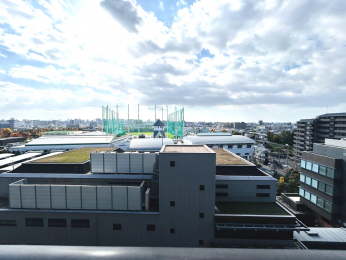 �Z�˂���̒��]�ʐ^�@�o���R�j�[����̒��]