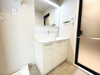 ���ʑ�E���ʏ��@�O�ʋ��t�����ʉ��ϑ�ł�����ꂪ�͂��ǂ�܂��B