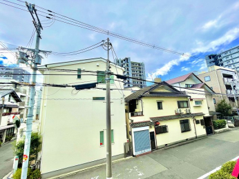 �Z�˂���̒��]�ʐ^�@-