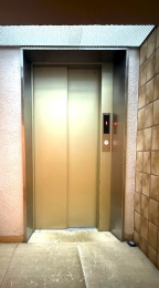 ���̑����p���@�G���x�[�^�[2��L