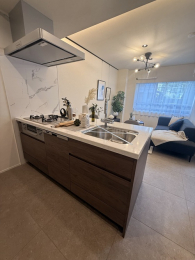 Lb`@ΖʃLb`B򐅊ERREH򊣑@tI