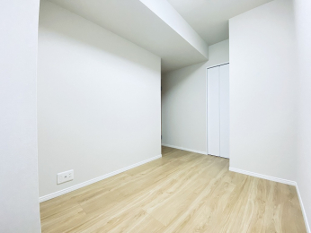 rOȊŐ@m5.0łB[Xy[X܂̂łXbLp܂