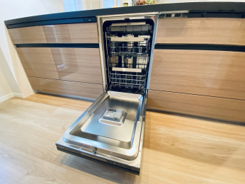 Lb`@HނȂǂ̌ЕtT|[gĂH􂢊@BƎԂZkłƂƂɁA􂢂ɔאߐ\ɂȂ܂B