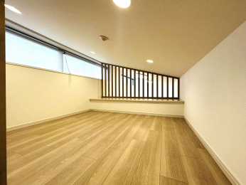 ���̑����ρ@LDK�㕔�̃��t�g�B�����Ƃ��Ă��A���Ƒ��̉ו��u���Ƃ��Ă��֗��悭���g�����������܂��B