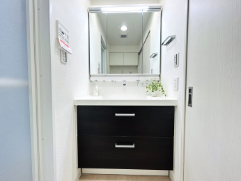 ���ʑ�E���ʏ��@�܂�Ńz�e���ɂ���悤�Ȃ������Ȑ��ʉ��ϑ�ł��B