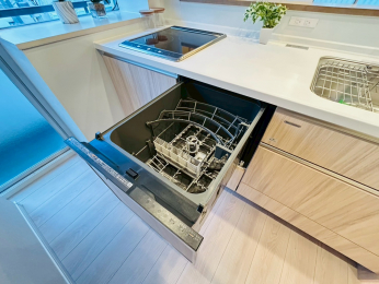 Lb`@ԂߖłߐłH򊣑@t