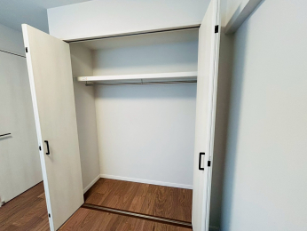 ���[�@���Ԍ��L�߂̃N���[�[�b�g�ł�