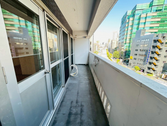 �o���R�j�[�@�����邢�z�����~�蒍���o���R�j�[�͋C�y�Ƀ��t���b�V���ł����Ԃł�