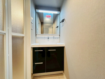 ���ʑ�E���ʏ��@�����[���֗��Ŏ��p�I�Ȑ��ʉ��ϑ�