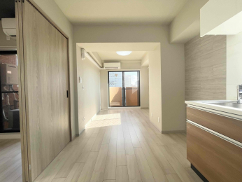 ���r���O�@��9���̃��r���O�ł���