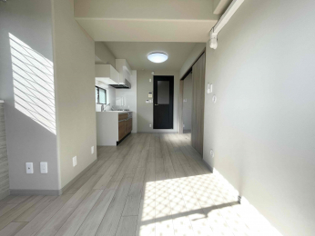 ���r���O�@��9���̃��r���O�ł����ʊp�x����B�e