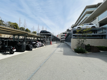 ���ԏ�@�@�B�����ԏ�ł��B�i�󂫏󋵂͐����X�V����܂��̂ł����߂ɂ��₢���킹���������B�j