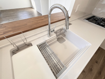 Lb`@؂A܂ȔXy[XA[^JLb`ł