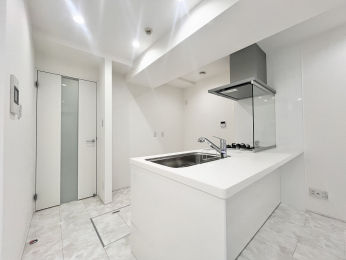 Lb`@Lb`ʊpx(2025N8mx[V)