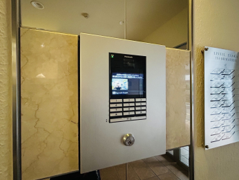 �G���g�����X�@���S�ȕ�炵�����I�[�g���b�N�t���ł��B