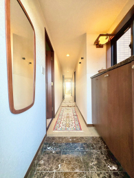 ց@Ƒ̌C̎[ł鉺AU炩肪ȌւXbL