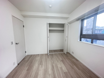 ���[�@�U��