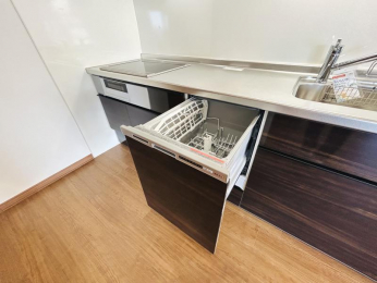 Lb`@Zɖ𗧂H򊣑@tłB