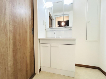 ʑEʏ@Z̐gxxX[Y̐ʉϑłB