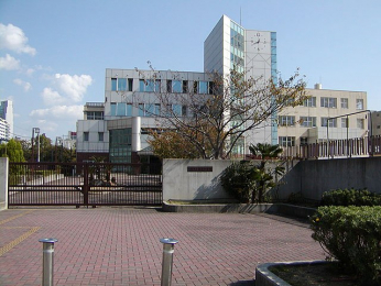 ���ӊ��@��g���w�Z�@�k�� ��8�� (600m)