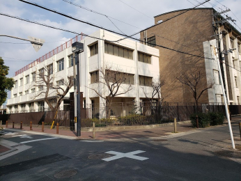 ���ӊ��@���s�����z���w�Z�܂�331m