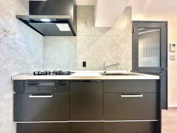 �L�b�`���@�O�c���r���g�C���R����