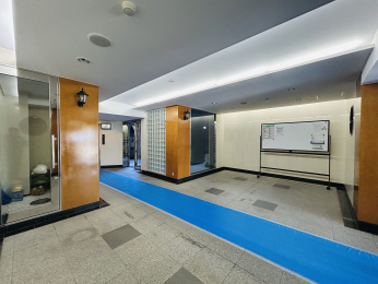 ���r�[�@�G���g�����X���r�[