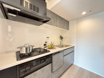 �L�b�`���@�����Z�E�ߐ��ɂ��Ȃ�H���t���̎g������̗ǂ��L�b�`����