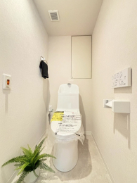 �g�C���@���������֍��t���ň�N�����K��