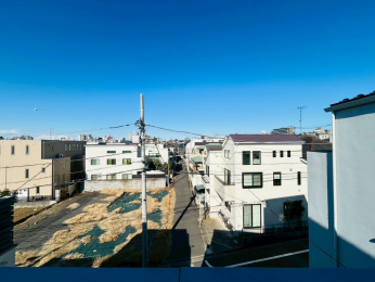 �Z�˂���̒��]�ʐ^�@-