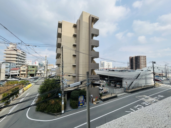 �Z�˂���̒��]�ʐ^�@�k�������o���R�j�[����̒��]