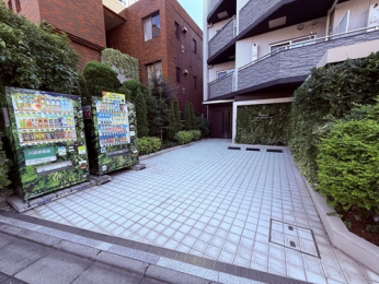 �G���g�����X�@�G���g�����X�܂ł̃A�v���[�`