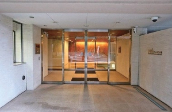 �G���g�����X�@�G���g�����X�@�I�[�g���b�N�L