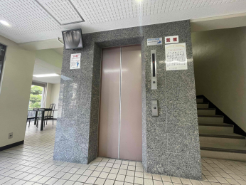 ���̑����p���@�G���x�[�^�[�E�h�ƃJ����