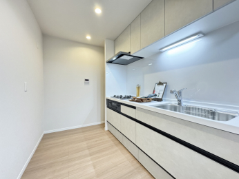 �L�b�`���@�V�X�e���L�b�`���V���ς݂ł���