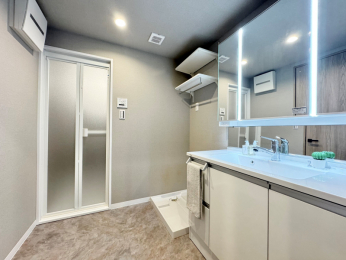 ���ʑ�E���ʏ��@���ʉ��ϑ�V���ς݁��O�������Ȃ��V���v���f�U�C���̐��ʑ��