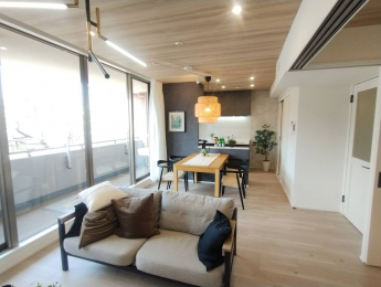 ���r���O�@-