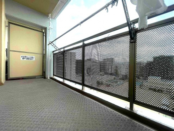 �o���R�j�[�@������̃��C�h�o���R�j�[