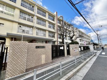 ���ӊ��@��A�����w�Z�܂Ŗ�250��