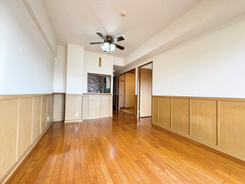 ���r���O�@���r���O�E�_�C�j���O�ɏ��g�[�t���� �z������ǍD�ł���