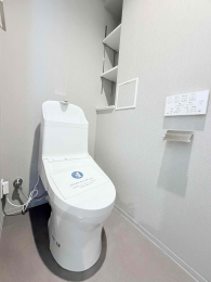 �g�C���@�E�H�V�����b�g�t���ł���