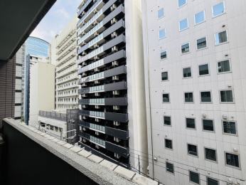 �Z�˂���̒��]�ʐ^�@-