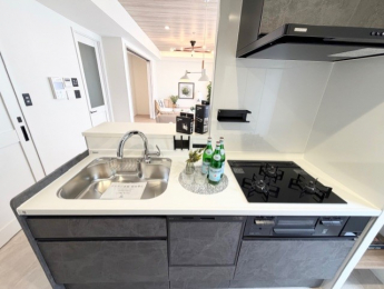 �L�b�`���@�O���R�����A�H��@�t���̃V�X�e���L�b�`����