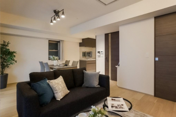 ���r���O�@�����z���������ݑu�₩�Ȉ���̎n�܂���������郊�r���O��Ԃł�