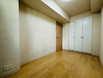 ���r���O�@-