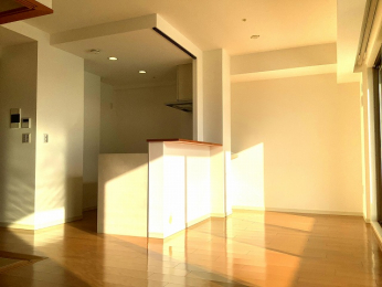 ���r���O�@�Ζʎ��V�X�e���L�b�`��