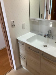 ���ʑ�E���ʏ��@���ʉ��ϑ�V��