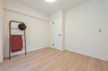 ���r���O�ȊO�̋����@�����r���O�Ƃ̊Ԃɂ͊Ԏd�؂���̗p�A�p�r��V�[���ɉ����Ă��������g���������܂�